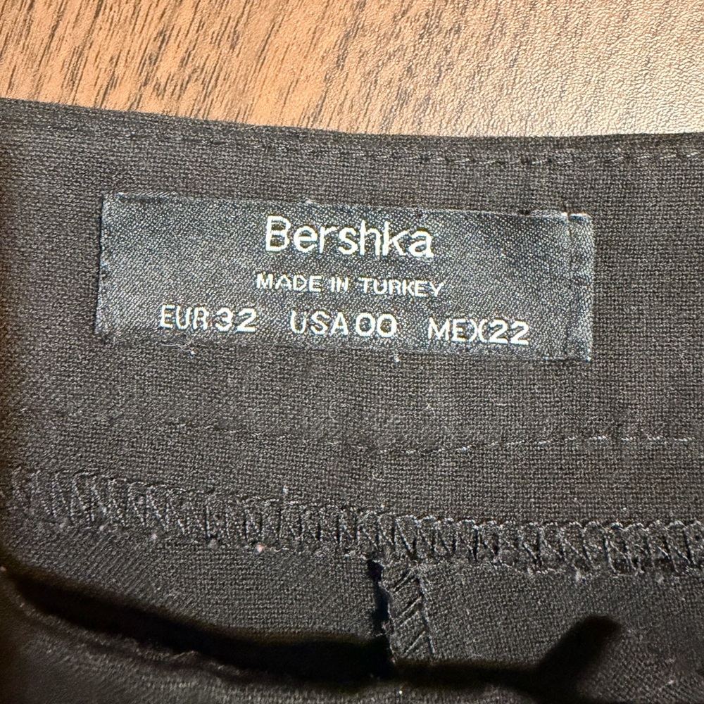 Bershka Black Wide-Leg Jumpsuit - Picture 3 of 6